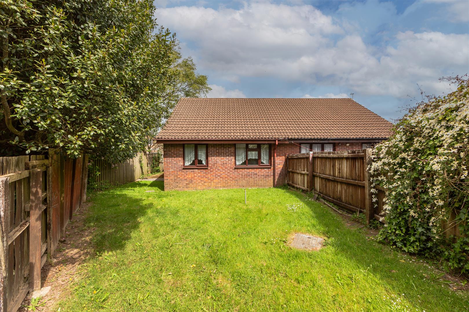 Y Llwyni, Llangyfelach, Swansea, SA6 6BL